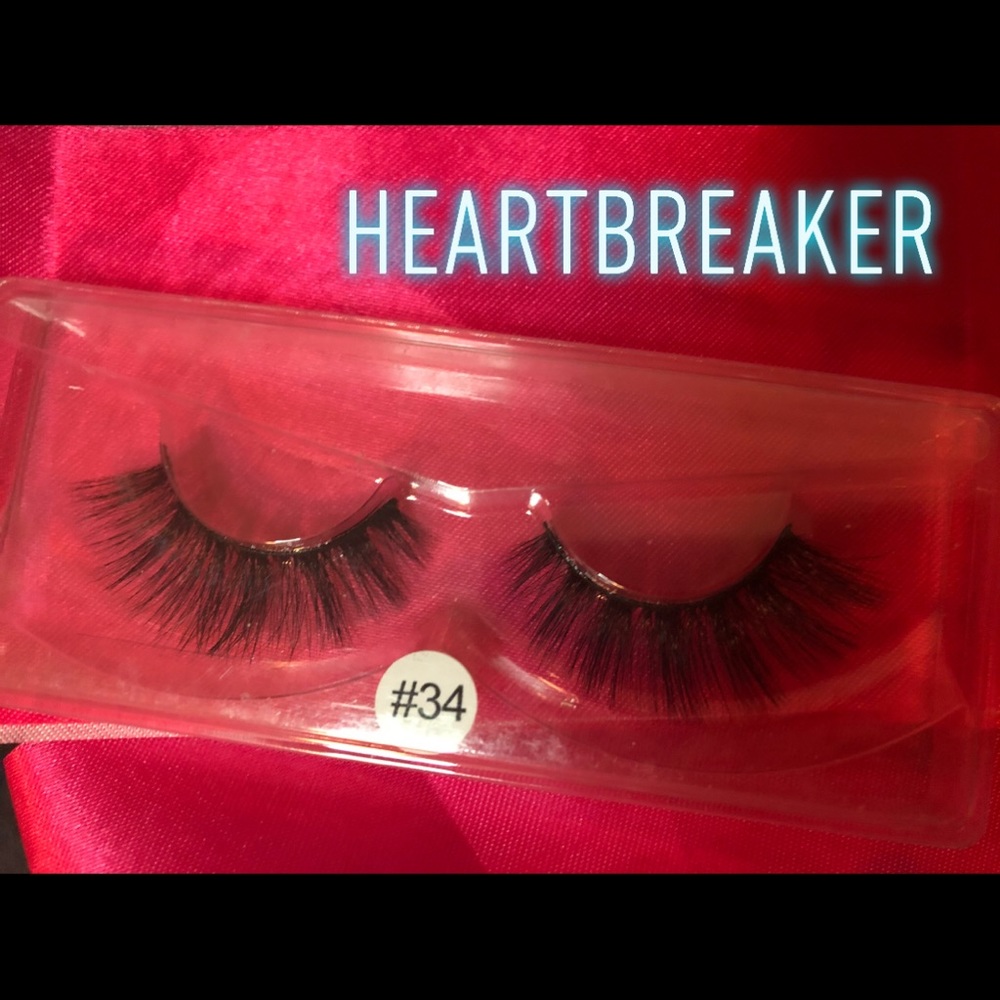 lashes - Picture 3 of 4